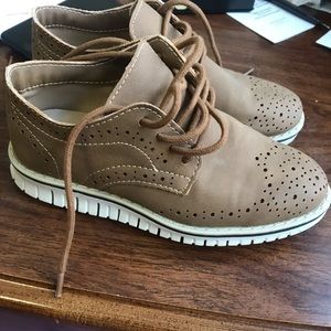 Great Steve Madden Wingtip Oxford-shoes!!!